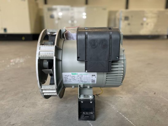 Heavy machinery product image - Image 9 of 16