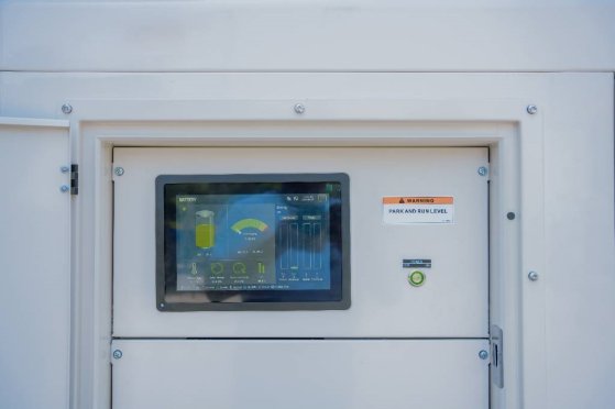 BES80S3 All-In-One Energy System - 80 kVA-101.4kWh BES80S3 All-In-One Energy System - 80 kVA-101.4kWh 2025 1 Generators im...