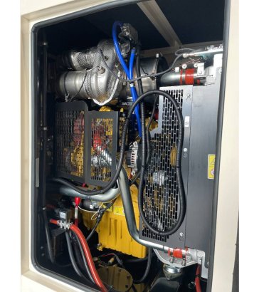 CAT XQP115 - Generator 115 kVA Stage V - DPX-18125 XQP115 - Generator 115 kVA Stage V - DPX-18125 2025 1 Generators image 10