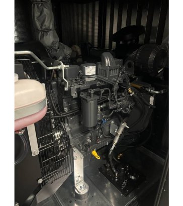 Iveco NEF45SM1A - 66 kVA Genset SuperSilent - DPX-21028 Iveco NEF45SM1A - 66 kVA Genset SuperSilent - DPX-21028 2026 1 Gen...