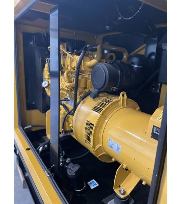 CAT DE65E0 - 65 kVA Generator - DPX-18010 DE65E0 - 65 kVA Generator - DPX-18010 2025 1 Generators image 27