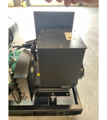 Cummins 6BT5.9-GM83 - 100 kVA Marine Generator - DPX-19751 6BT5.9-GM83 - 100 kVA Marine Generator - DPX-19751 2026 1 Gener...