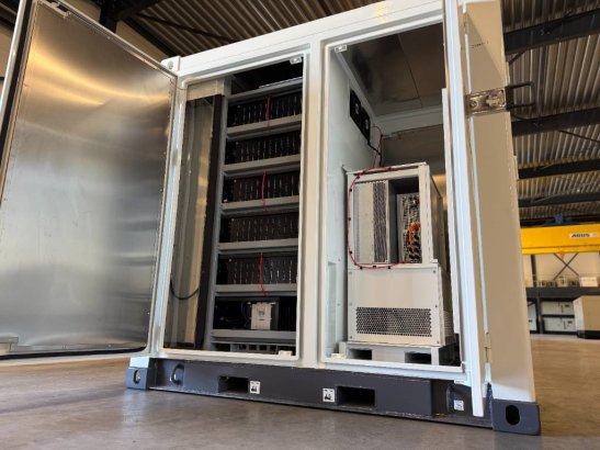 PES100 Hybrid Energy System - 125 kVA - 115.2 kWh PES100 Hybrid Energy System - 125 kVA - 115.2 kWh 2025 1 Generators imag...