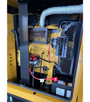 CAT DE33E0 - 33 kVA Generator - DPX-18004 DE33E0 - 33 kVA Generator - DPX-18004 2025 1 Generators image 59
