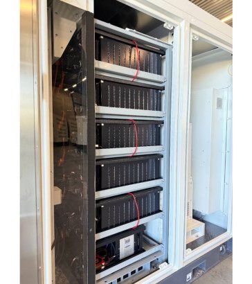 PES100 Hybrid Energy System - 125 kVA - 115.2 kWh PES100 Hybrid Energy System - 125 kVA - 115.2 kWh 2025 1 Generators imag...