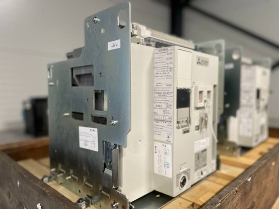 Heavy machinery product image - Image 2 of 28