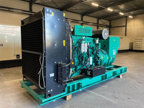 Cummins C900D5 - 900 kVA Surplus Genset - DPX-18527-O C900D5 - 900 kVA Surplus Genset - DPX-18527-O 2022 2 Generators imag...