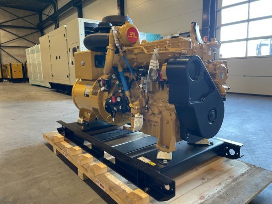 CAT C7.1 - 148kVA marine genset StageV - DPX-18270 C7.1 - 148kVA marine genset StageV - DPX-18270 2024 1 Generators image 3