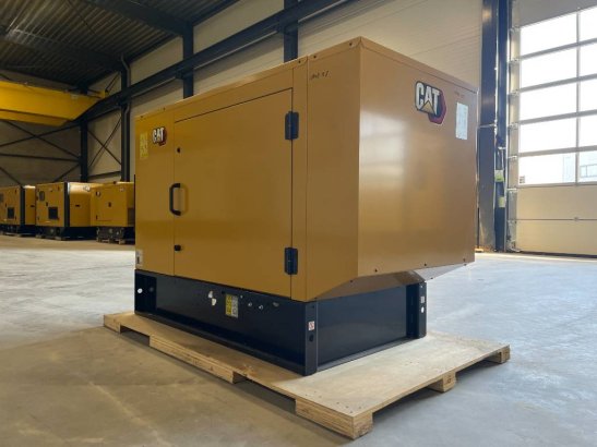 CAT DE22E3 - 22 kVA Generator - DPX-18003 DE22E3 - 22 kVA Generator - DPX-18003 2024 1 Generators image 3
