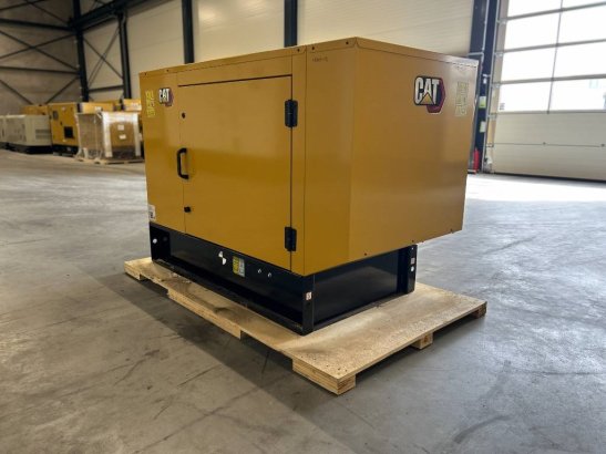 CAT DE13.5E3 - 13.5 kVA Generator - DPX-18001 DE13.5E3 - 13.5 kVA Generator - DPX-18001 2024 1 Generators image 18