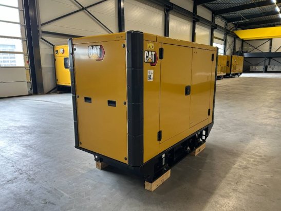 CAT DE33E0 - 33 kVA Generator - DPX-18004 DE33E0 - 33 kVA Generator - DPX-18004 2025 1 Generators image 33