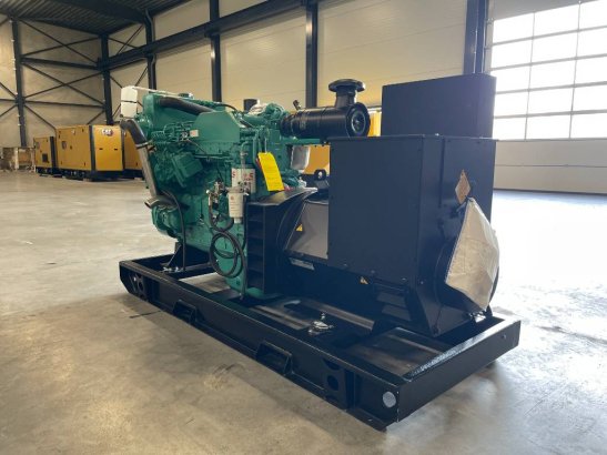 Cummins 6CTA8.3-GM155 - 180 kVA Marine Genset - DPX-19753 6CTA8.3-GM155 - 180 kVA Marine Genset - DPX-19753 2026 1 Generat...