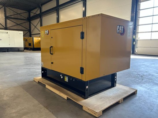 CAT DE18E3 - 18 kVA Generator - DPX-18002 DE18E3 - 18 kVA Generator - DPX-18002 2024 1 Generators image 3