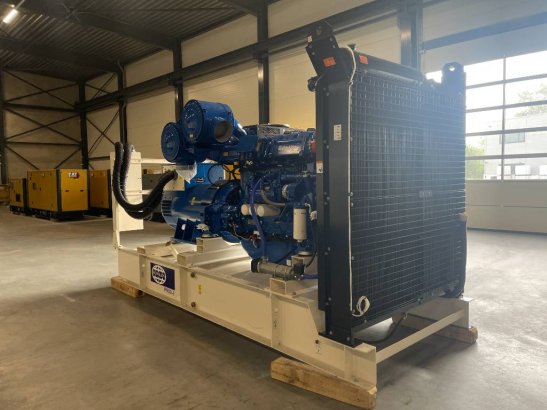 FG Wilson P900-1 - 900 kVA - Open Genset - DPX-16025-O FG Wilson P900-1 - 900 kVA - Open Genset - DPX-16025-O 2025 1 Gener...