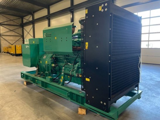 Cummins C900D5 - 900 kVA Surplus Genset - DPX-18527-O C900D5 - 900 kVA Surplus Genset - DPX-18527-O 2022 2 Generators imag...