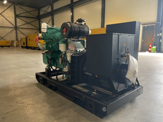 Cummins 6BT5.9-GM83 - 100 kVA Marine Generator - DPX-19751 6BT5.9-GM83 - 100 kVA Marine Generator - DPX-19751 2026 1 Gener...