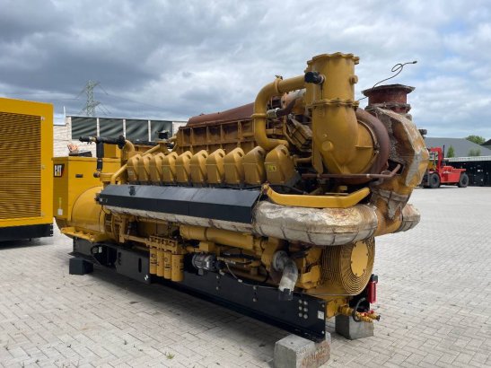CAT G3520 - 2150 kVA Used Gas Generator - DPX-12669 G3520 - 2150 kVA Used Gas Generator - DPX-12669 2009 2 Generators image 3