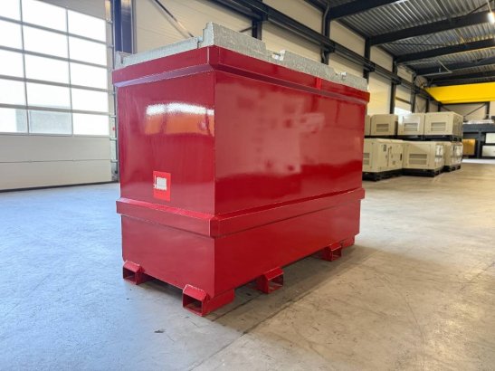 New Diesel Fuel Tank 3.000 Liter - DPX-31024 NEW Diesel Fuel Tank 3.000 Liter - DPX-31024 2025 1 image 32