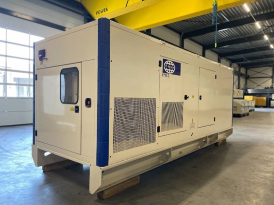 FG Wilson P715-3 - 715 kVA Genset - DPX-16023 FG Wilson P715-3 - 715 kVA Genset - DPX-16023 2026 1 Generators image 79
