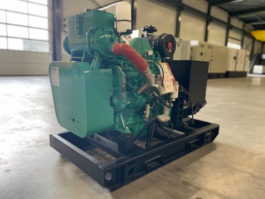 Cummins 4BTA3.9-GM47 - 55 kVA Marine Generator - DPX-19750 4BTA3.9-GM47 - 55 kVA Marine Generator - DPX-19750 2026 1 Gener...