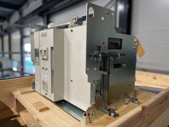 Heavy machinery product image - Image 5 of 22