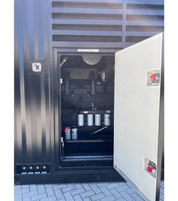 Cummins KTA38-G2 - 1100 kVA Generator 50/60Hz - DPX-18813 KTA38-G2 - 1100 kVA Generator 50/60Hz - DPX-18813 2026 1 Generat...