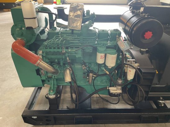 Cummins 6BT5.9-GM83 - 100 kVA Marine Generator - DPX-19751 6BT5.9-GM83 - 100 kVA Marine Generator - DPX-19751 2026 1 Gener...