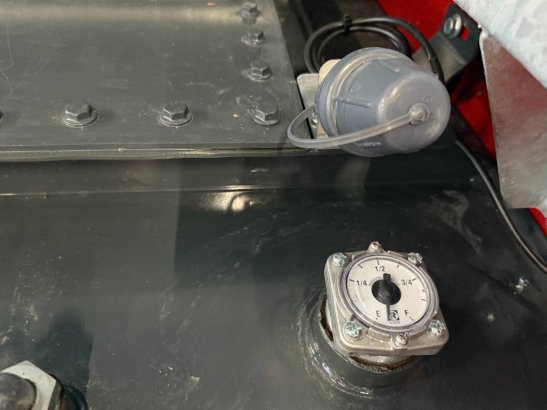 New Diesel Fuel Tank 3.000 Liter - DPX-31024 NEW Diesel Fuel Tank 3.000 Liter - DPX-31024 2025 1 image 23