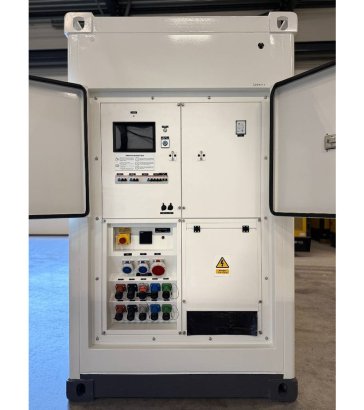PES100 Hybrid Energy System - 125 kVA - 115.2 kWh PES100 Hybrid Energy System - 125 kVA - 115.2 kWh 2025 1 Generators imag...