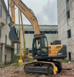 Used Hyundai R520LC-9S Tracked Excavator