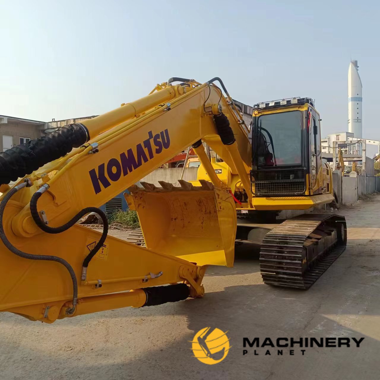 PC240-8 Komatsu Made in Japan high quality image