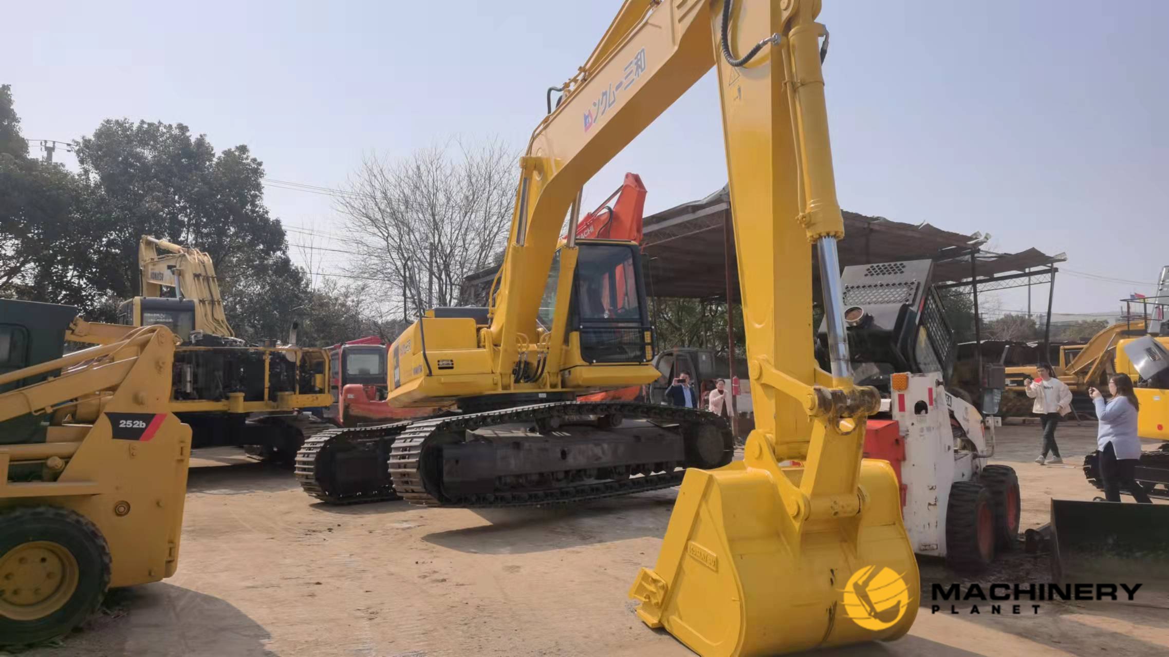 PC300-7 Komatsu made in Japan good condition image