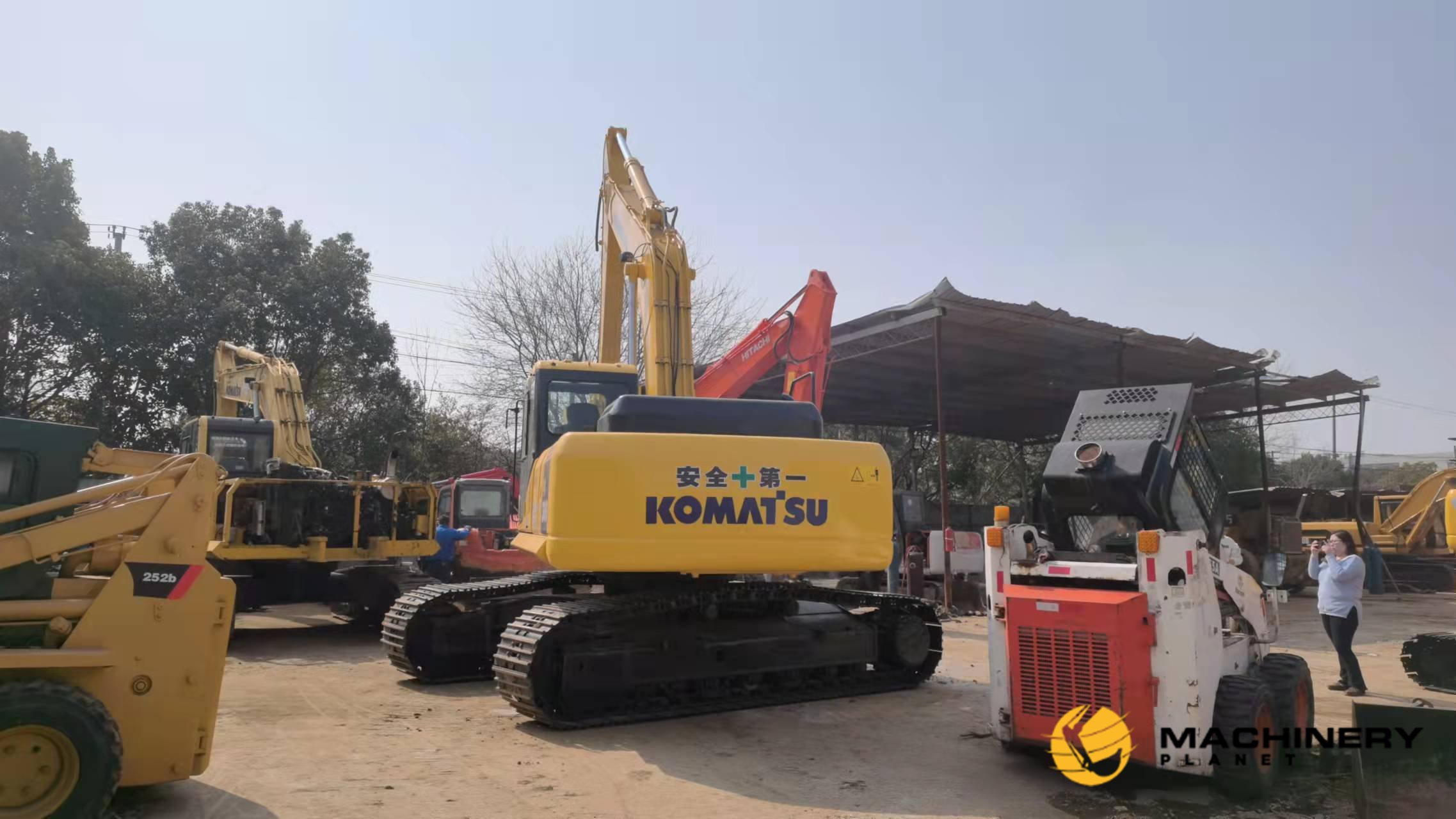 PC300-7 Komatsu made in Japan good condition image
