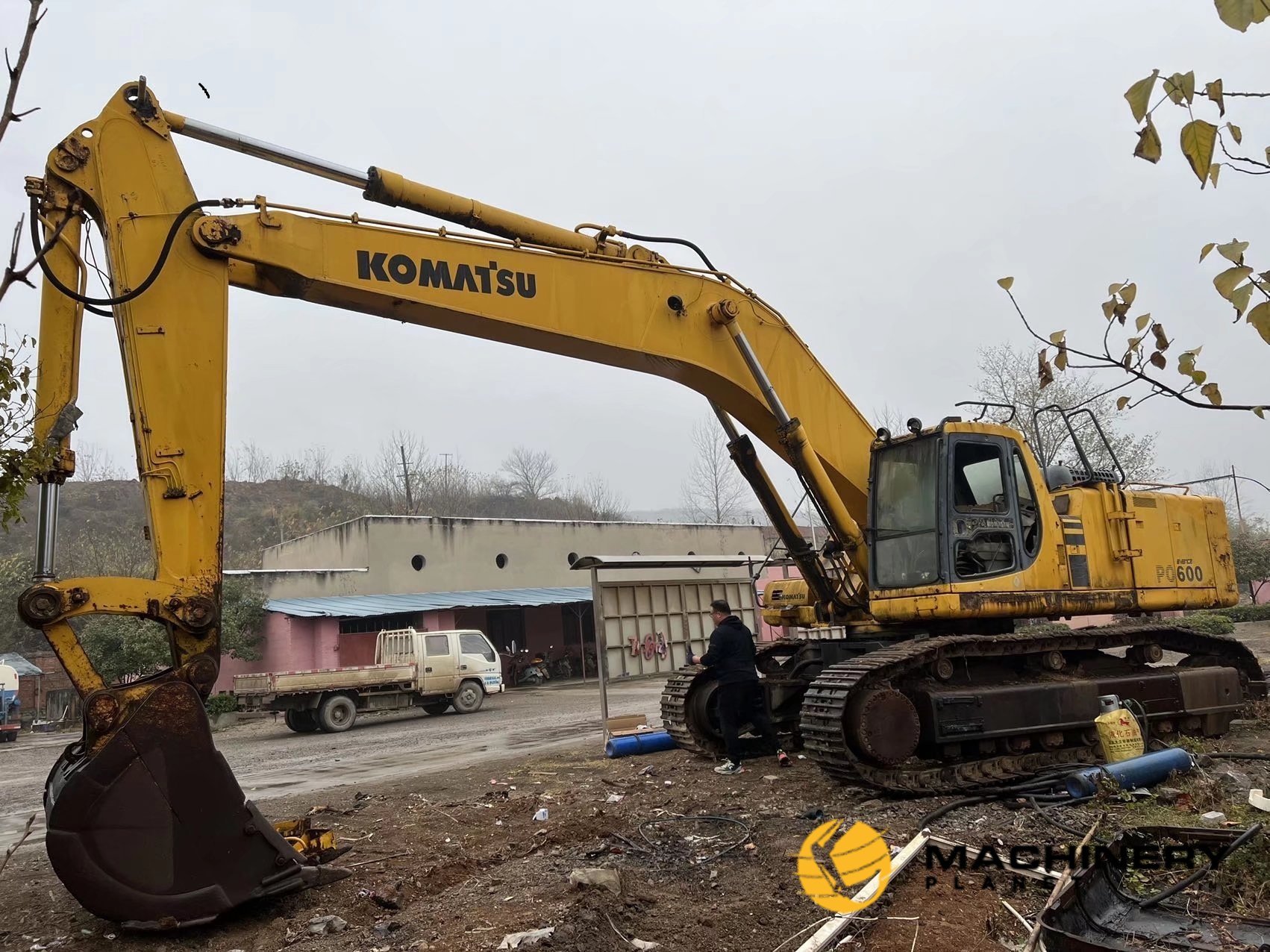 PC600 60 Tons hot sale Komatsu good quality image