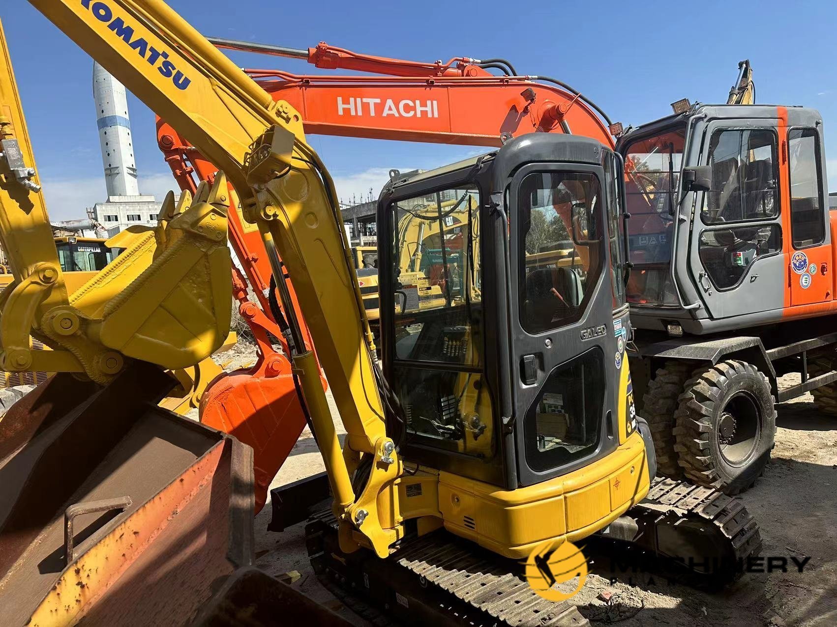 PC35MR Mini Creawler Excavator High Quality FOR SALE image
