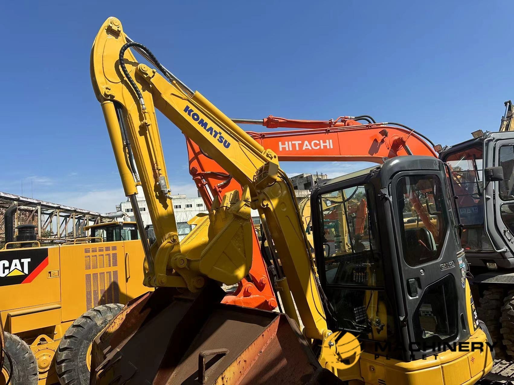 PC35MR Mini Creawler Excavator High Quality FOR SALE image