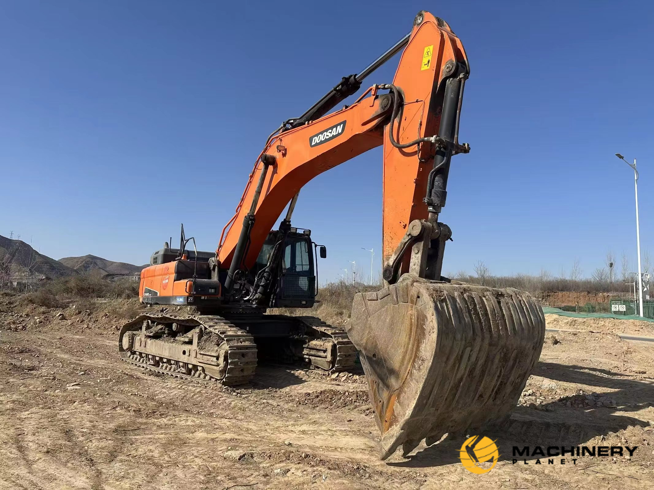 DOOSAN DH520LC-9C 52 TONS Used Crawler Excavator Hot Sale image