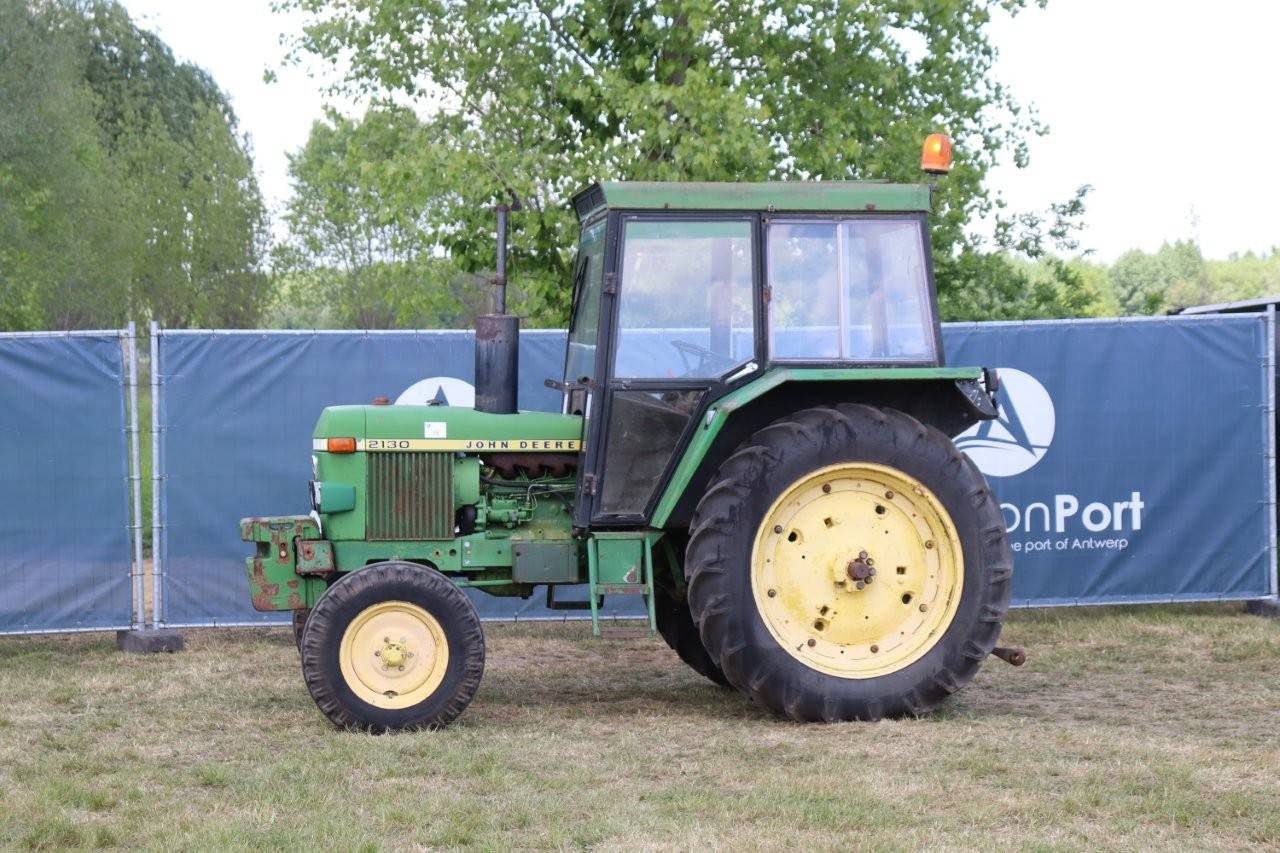 Tractor John Deere 2130 Diesel 1976 (Marge) image