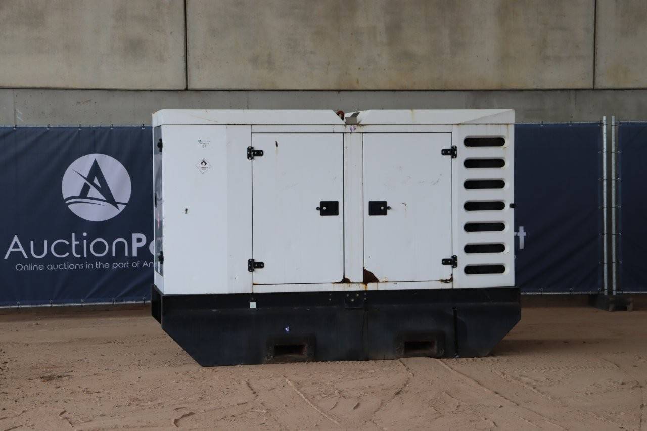 Generator SDMO R110-C31 Diesel 2012 110kVA image