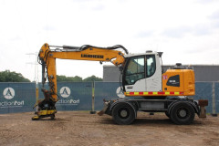 Wheeled excavator Liebherr 918 Compact Diesel 2017