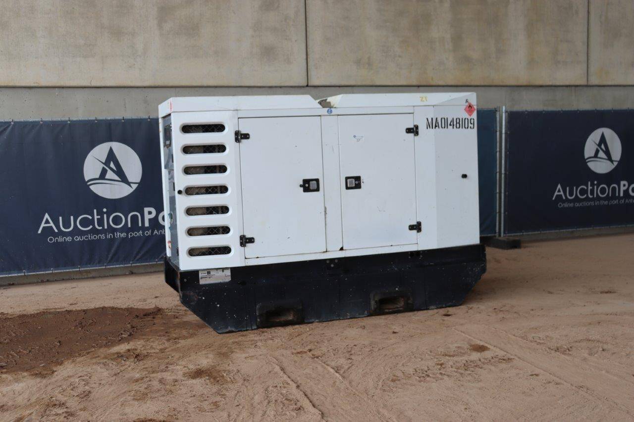Generator SDMO R90C3 Diesel 2011 90kVA image