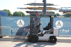Forklift Nissan FL01A15 Diesel 1500kg 3.0m 2005