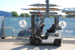 Forklift Nissan 15 LPG 1500kg 3.3m 2011