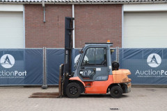 Forklift Toyota 02-7FGJF35 LPG 3500kg 5.0m 2005