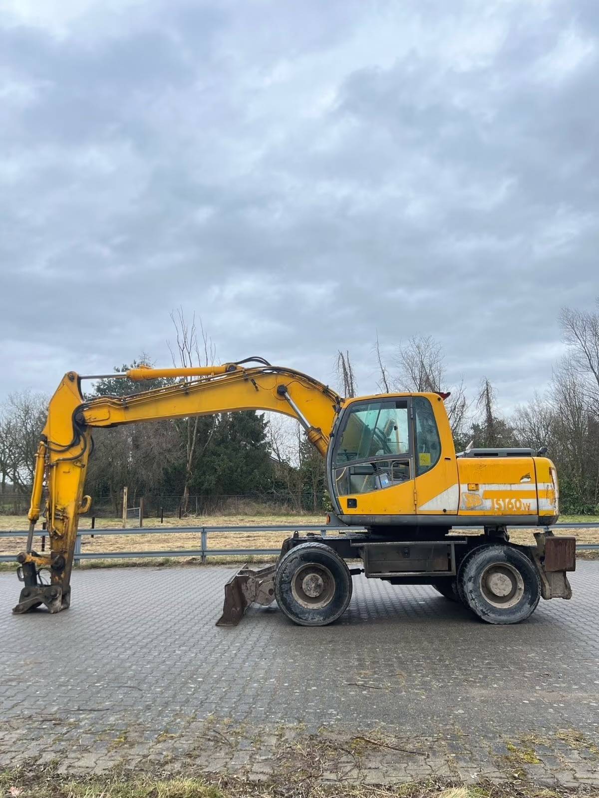 Wheel excavator JCB JS160W Diesel 1998