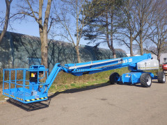 Telescopic boom lift Genie S-125 Diesel 40.10m 2013
