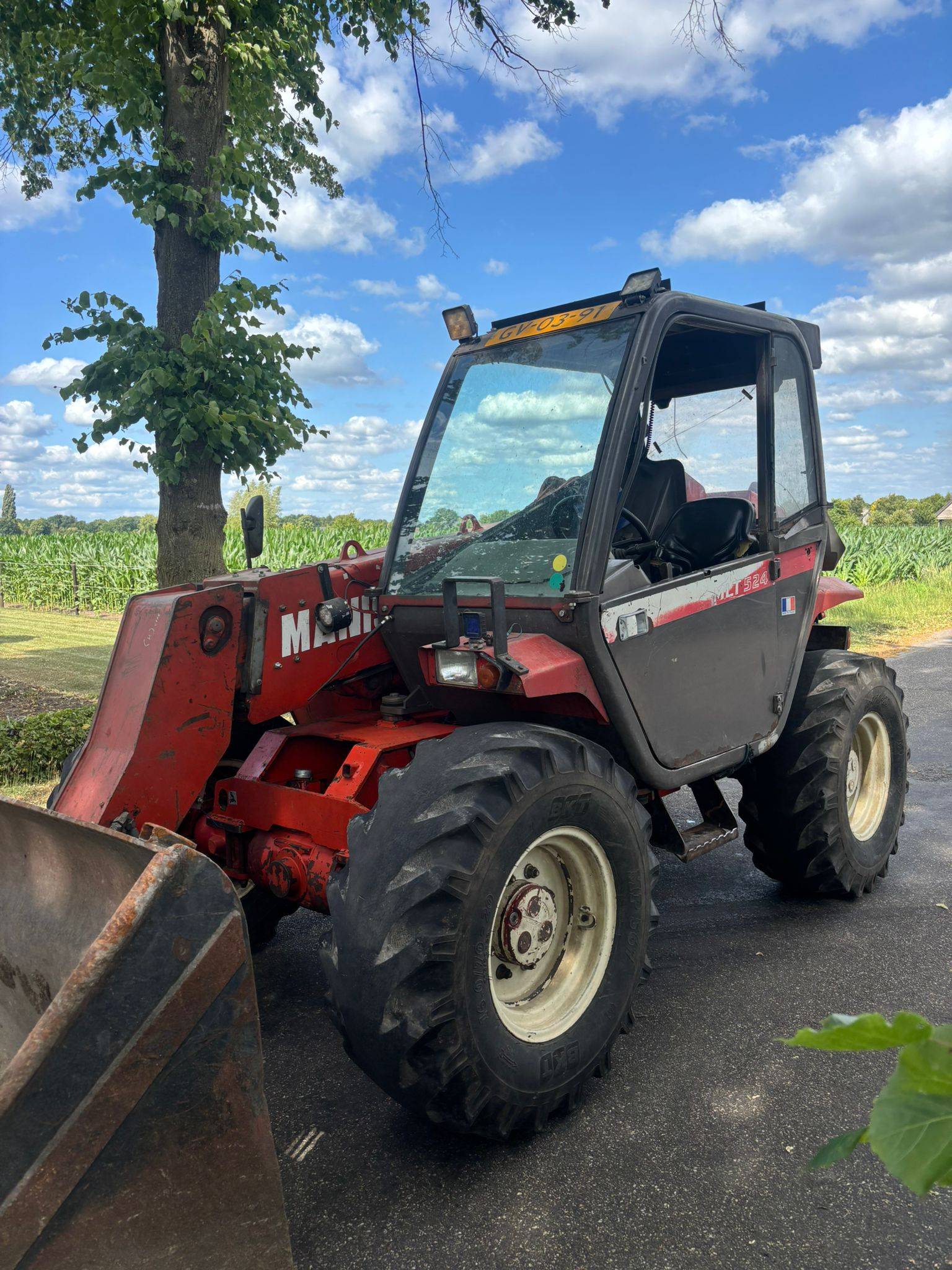 Telehandler Manitou MLT 524 Diesel 2400kg 5.2m 1997