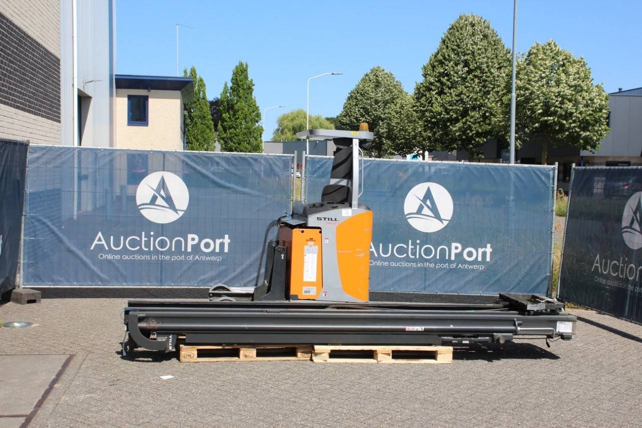 Reach truck Still FM-X 17 Electric 1700kg 5.75m 2019 image