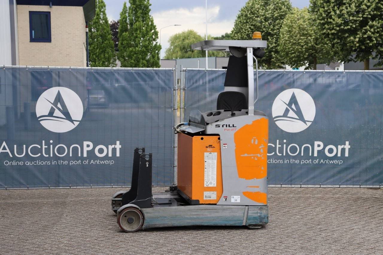 Reach truck Still FM-X 17 Electric 1700kg 7.4m 2019 image