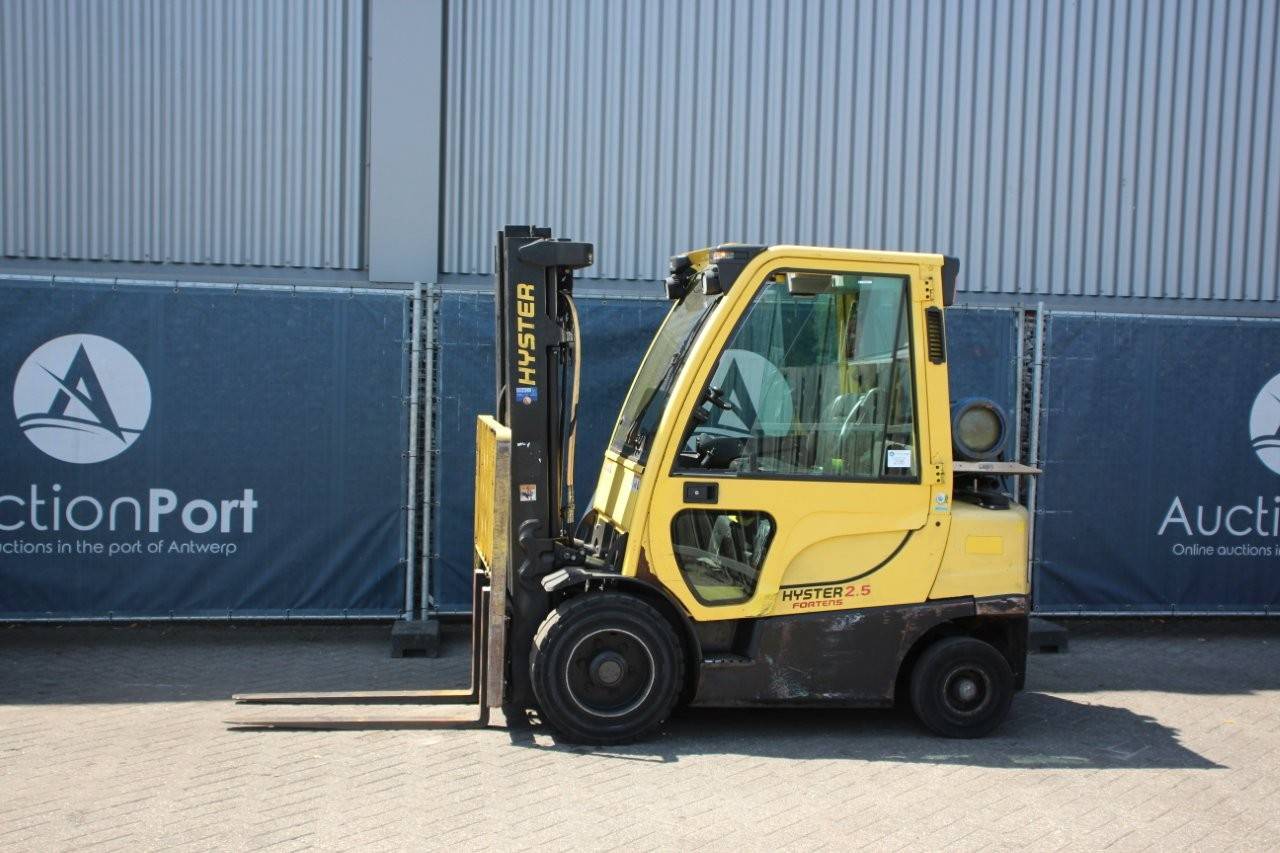 Forklift Hyster H2.5FT LPG 2340kg 4.95m 2010 image
